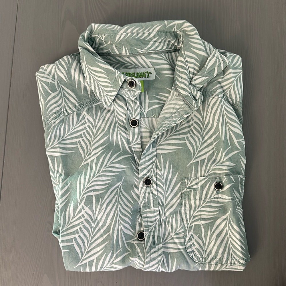 Cariloha Men’s Small Casual Short-sleeve Button-down shirt